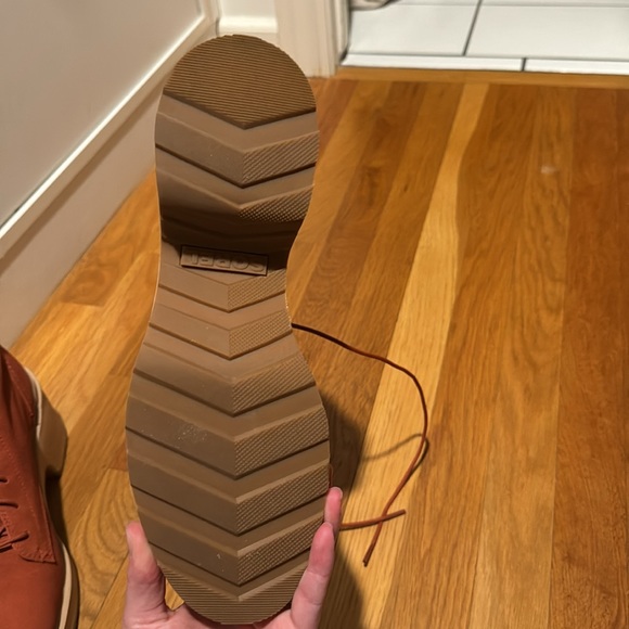 Sorel Hi Line Heel - Picture 7 of 10